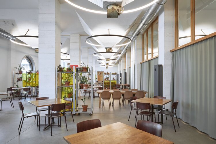 Land of Sleeping Beton-Beauties