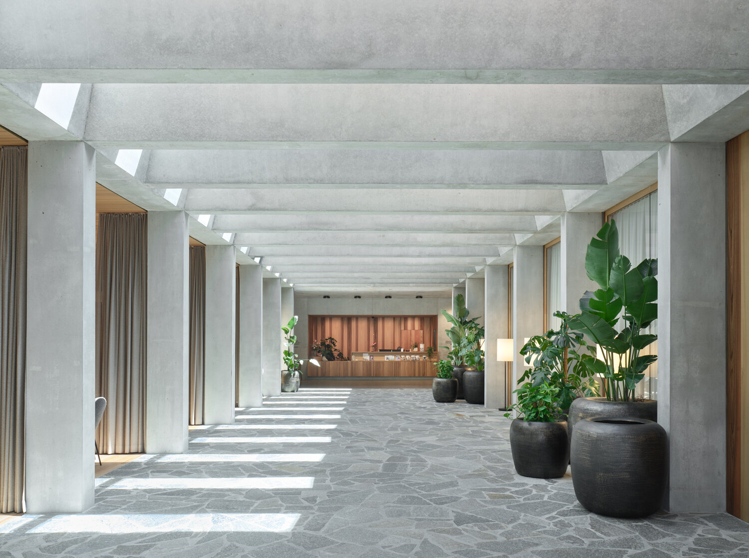 Fotos: Adolf Bereuter, Miro Kuzmanovic/cukrowicz nachbaur architekten