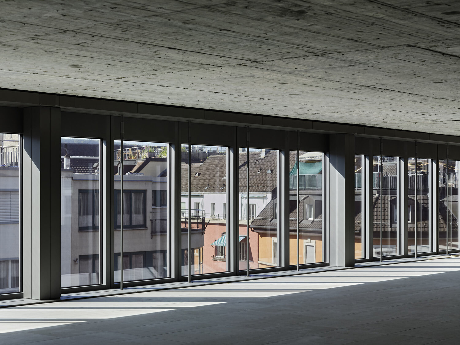 M&uuml;llerstrasse Galerie - Fotos breit