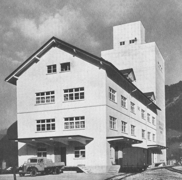 Die ehemalige M&uuml;hle Gr&uuml;sch steht f&uuml;r die industrielle Vergangenheit des Dorfs und erinnert an eine Zeit, in der hier Getreide verarbeitet wurde. Sie pr&auml;gte als Wahrzeichen &uuml;ber Jahrzehnte das Ortsbild. Bild: Gr&uuml;ninger M&uuml;hlen