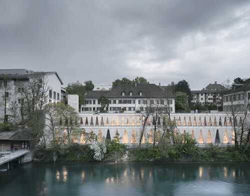 La Tanzhaus de Zurich, sign&eacute;e par le bureau d&rsquo;architectes Barozzi Veiga bas&eacute; &agrave; Barcelone, a &eacute;galement &eacute;t&eacute; r&eacute;alis&eacute;e en b&eacute;ton recycl&eacute; (photos du prix d&rsquo;architecture BETON 21).